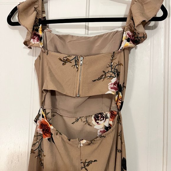 Off The Shoulder Boho Maxi Dress - Picture 2 of 7